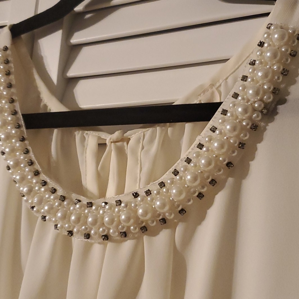 Dress - Picture 4 of 4